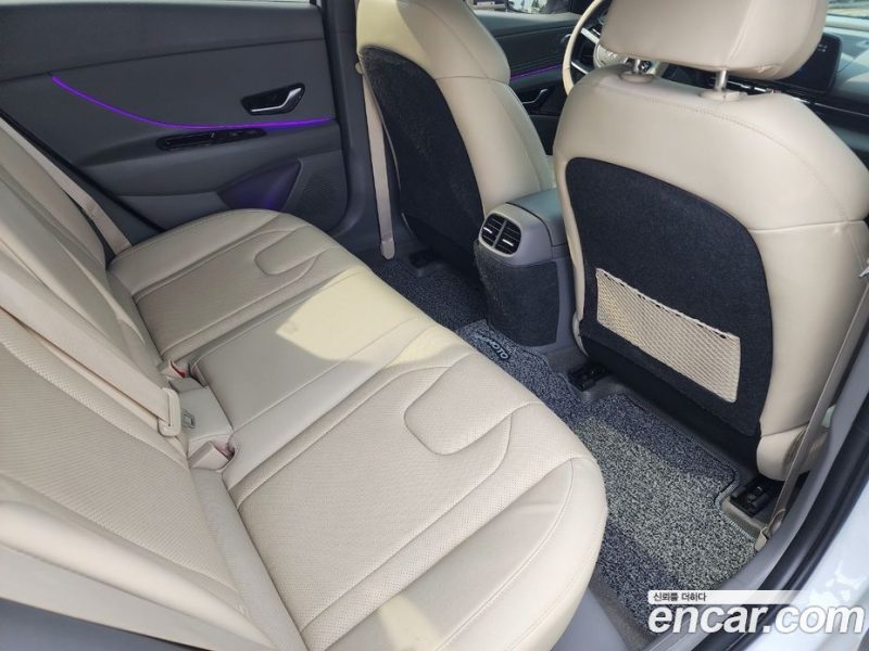 Hyundai Avante 1.6