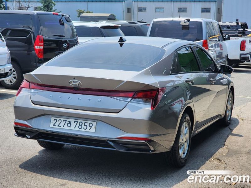 Hyundai Avante 1.6