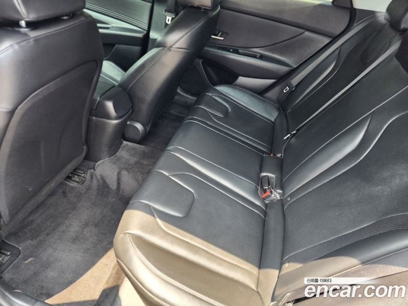 Hyundai Avante 1.6