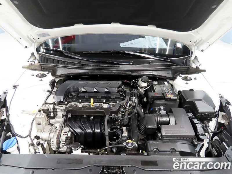 Hyundai Avante 1.6