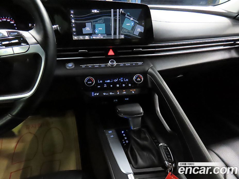 Hyundai Avante 1.6