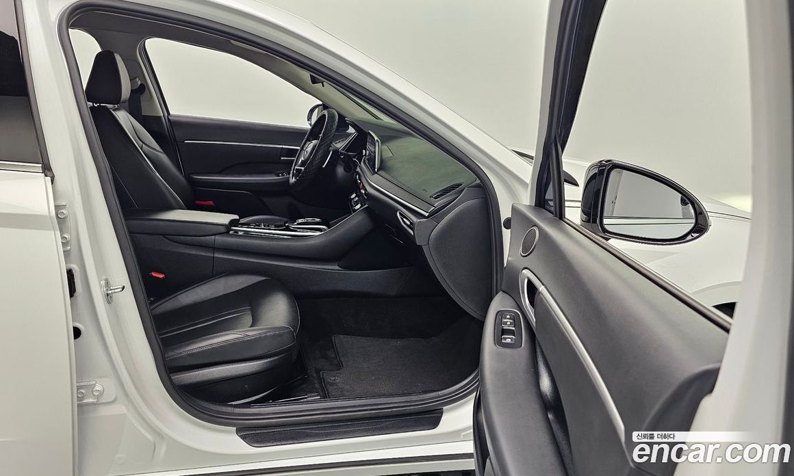 Hyundai Sonata 2.0