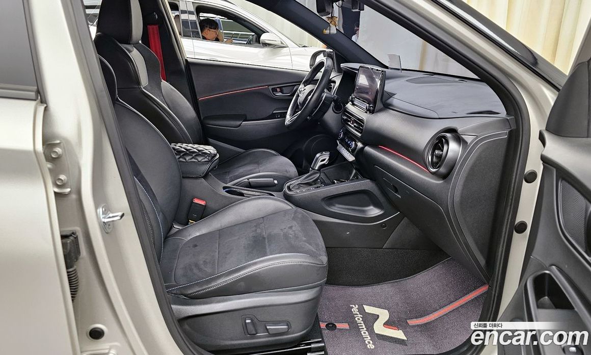 Hyundai Kona Gasoline 2.0 2WD