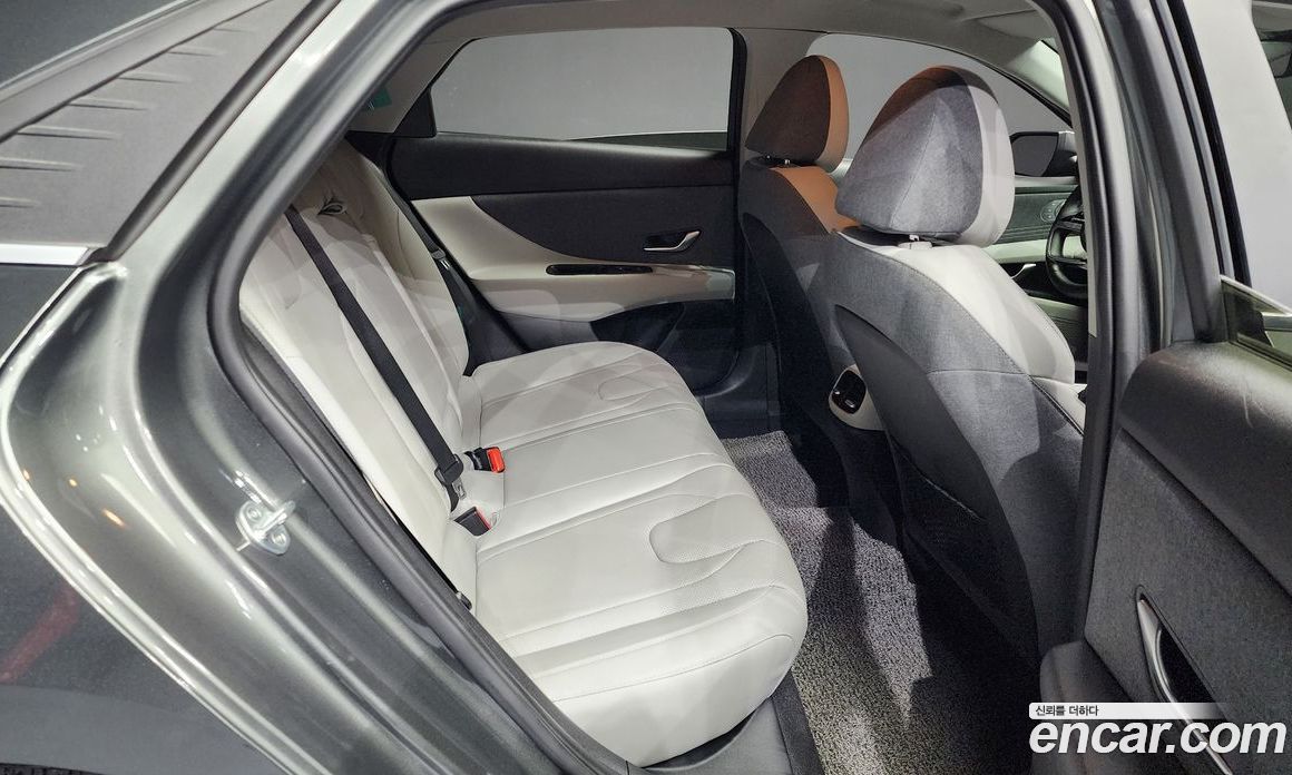 Hyundai Avante 1.6