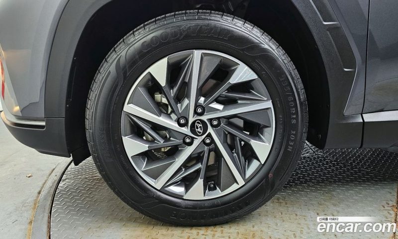 Hyundai Tucson Gasoline 1.6 Turbo 2WD