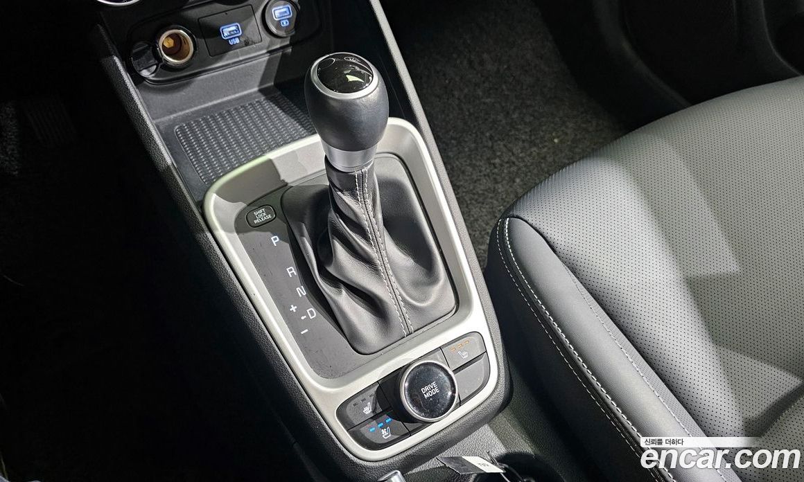 Hyundai Venue 1.6 Modern