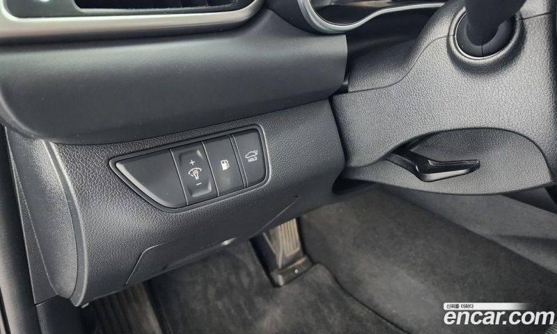Genesis G70 Gasoline 2.0T 2WD