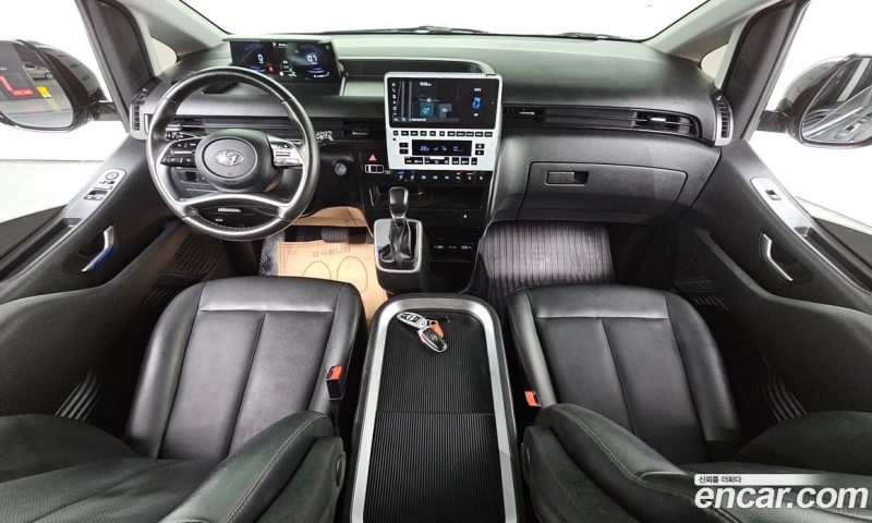 Hyundai Staria Cargo 5-Seater