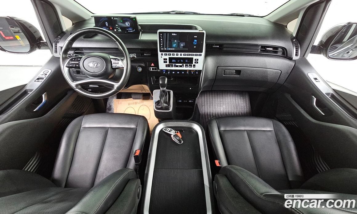 Hyundai Staria Cargo 5-Seater