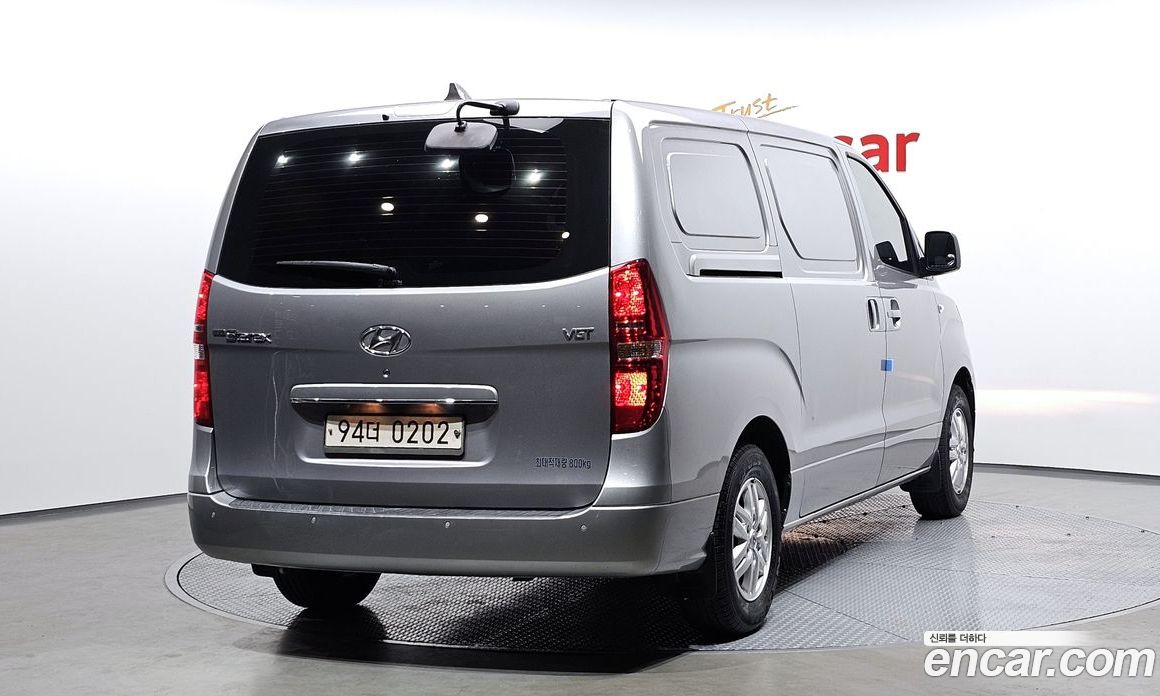 Hyundai Starex Van 3-Seater