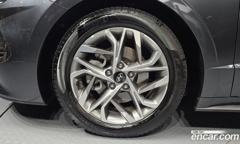 Hyundai Sonata 2.0