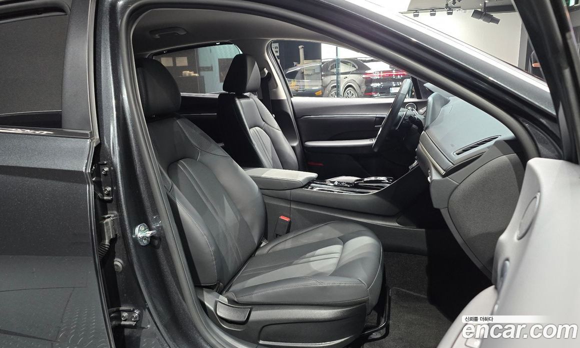 Hyundai Sonata 2.0