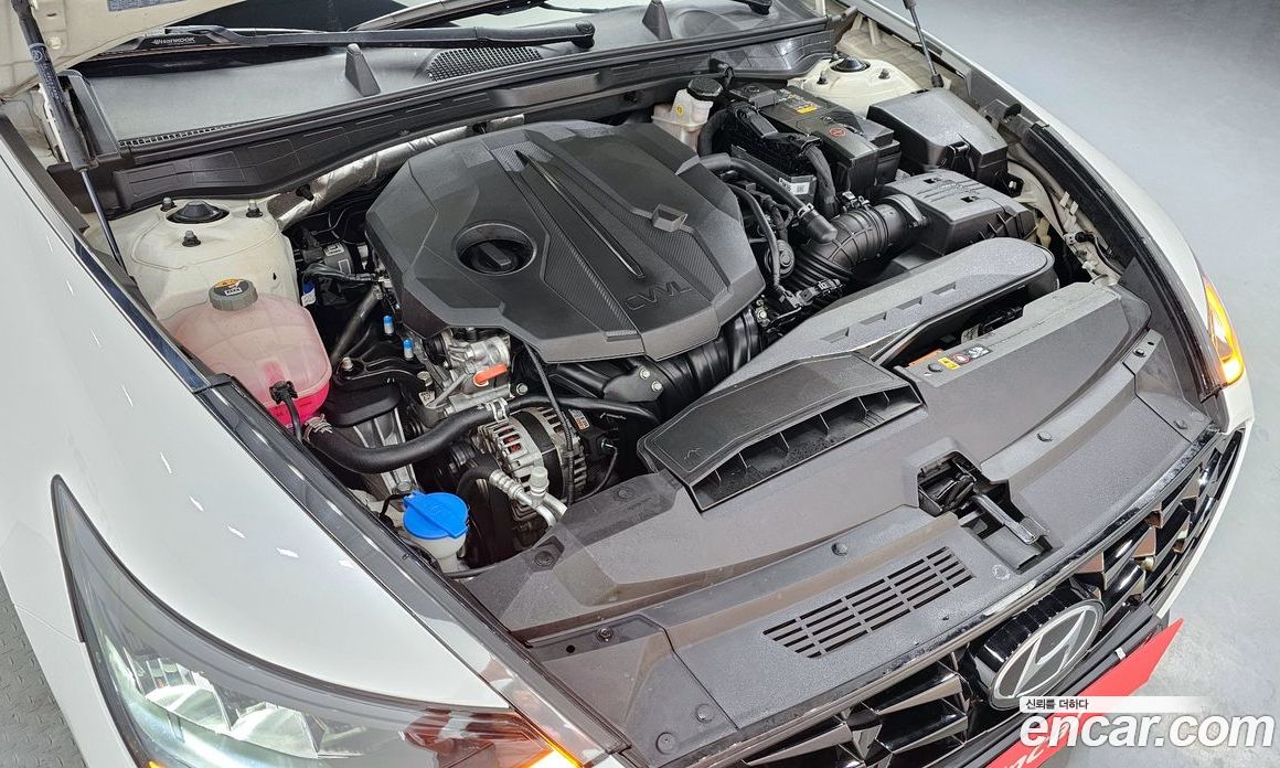 Hyundai Sonata 2.0