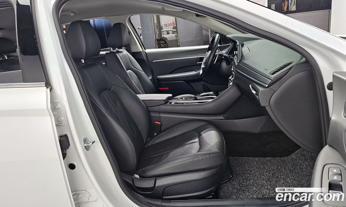 Hyundai Sonata 2.0