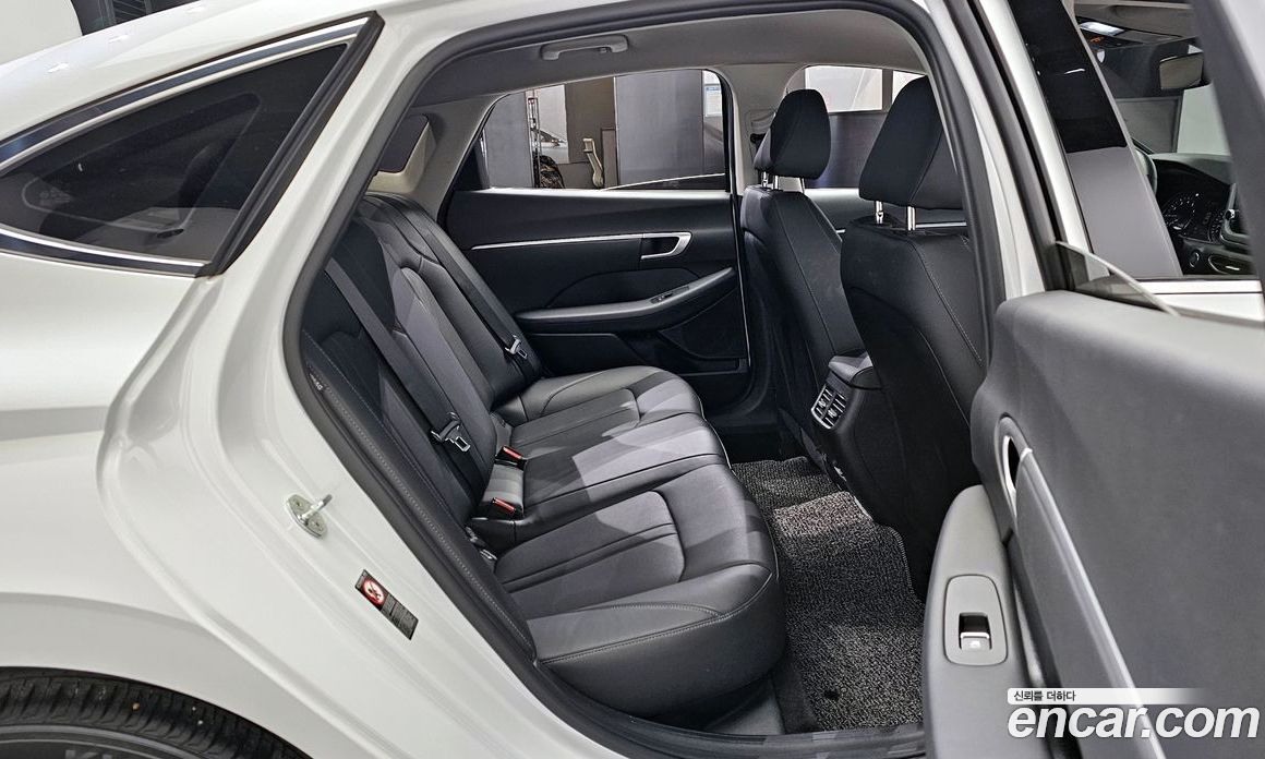 Hyundai Sonata 2.0