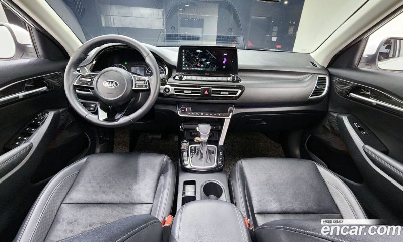 Kia Seltos Gasoline 1.6 Turbo 2WD