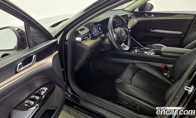 Kia K5 2.0