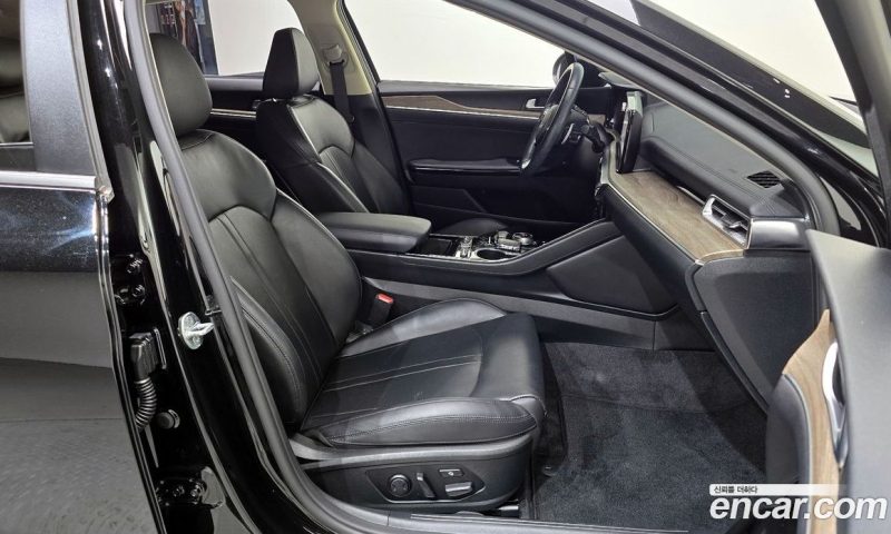 Kia K5 2.0
