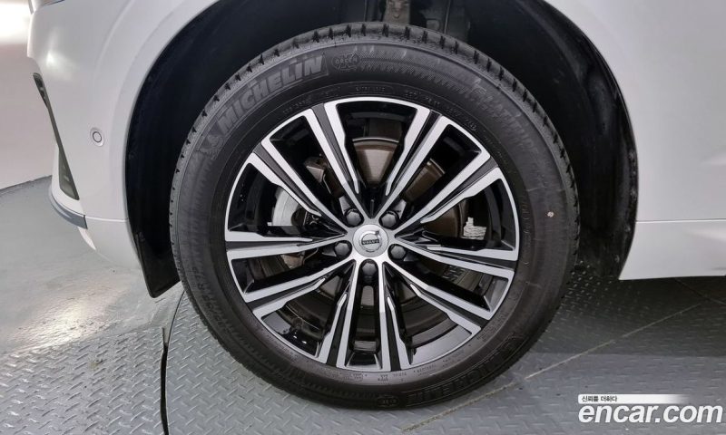 Volvo XC60 B5 Inscription