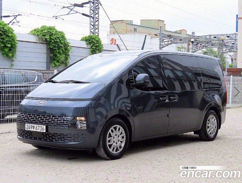 Hyundai Staria Tourer 9-Seater