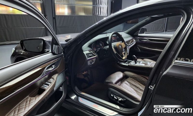 BMW 7-Series 730D xDrive Design Pure Excellence