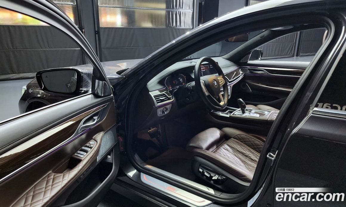 BMW 7-Series 730D xDrive Design Pure Excellence