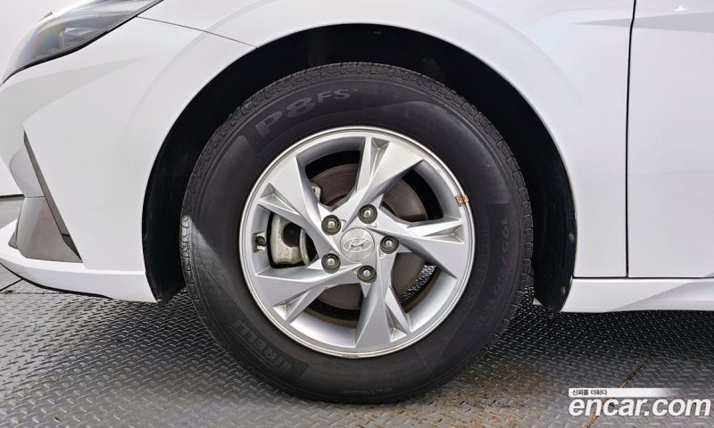 Hyundai Avante 1.6