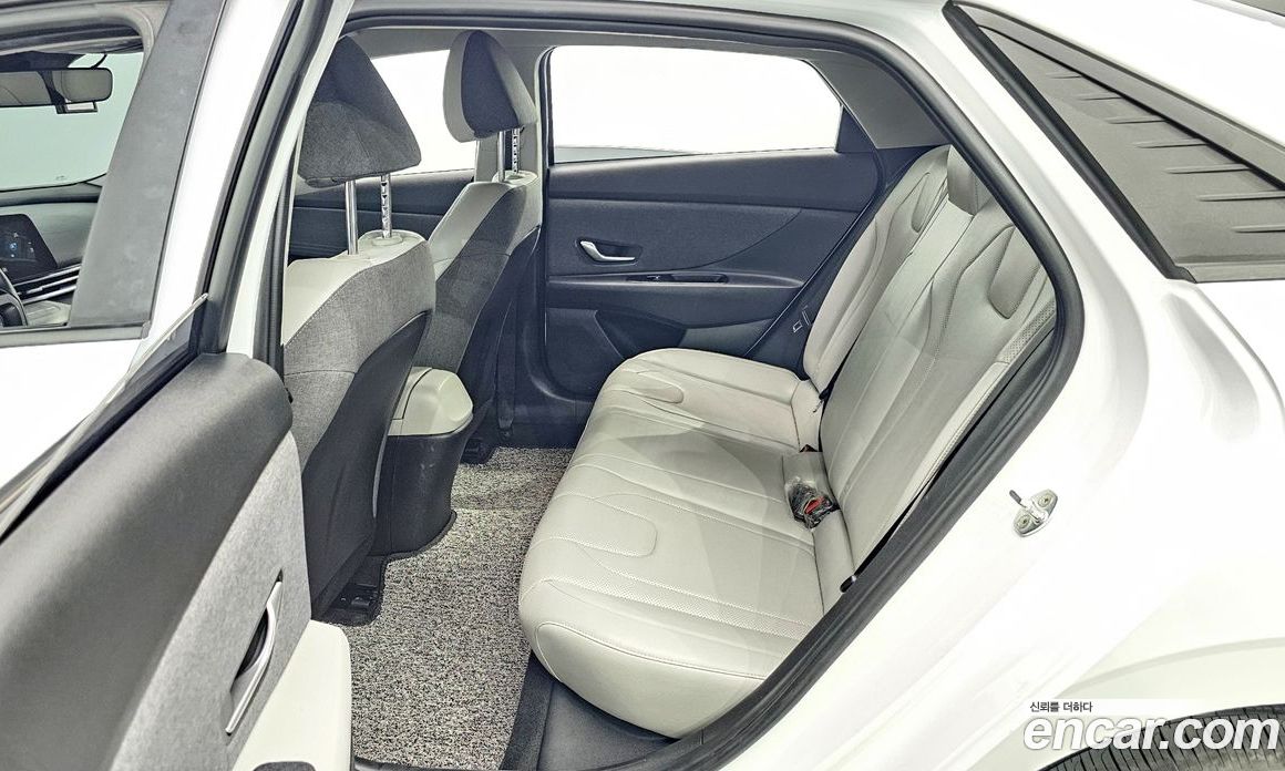 Hyundai Avante 1.6