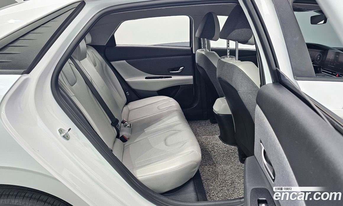 Hyundai Avante 1.6