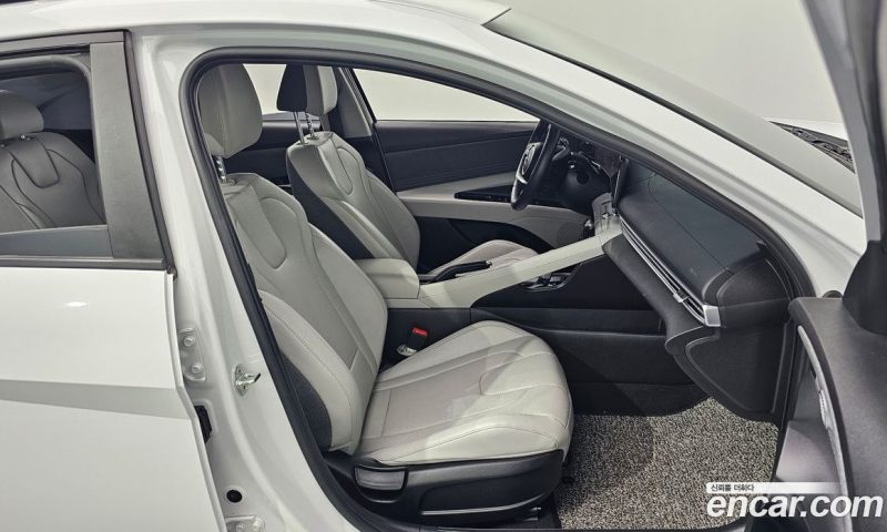 Hyundai Avante 1.6