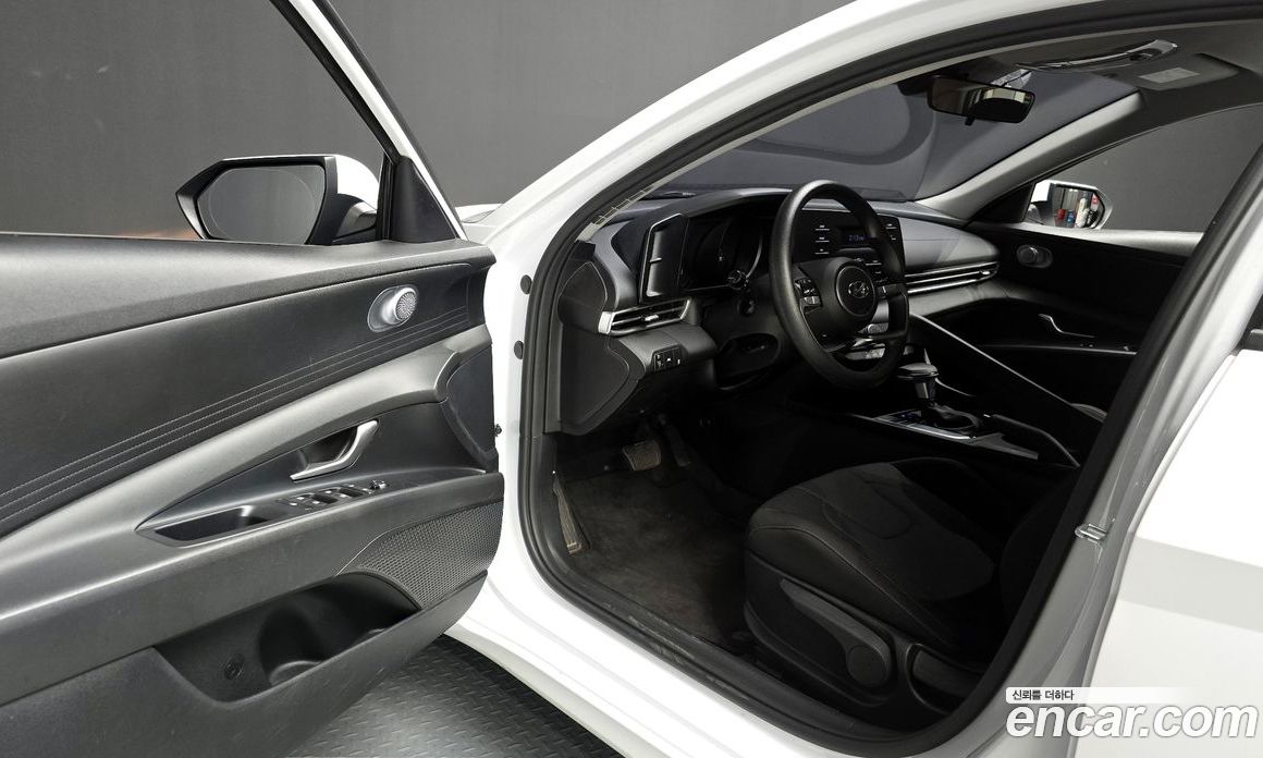 Hyundai Avante 1.6