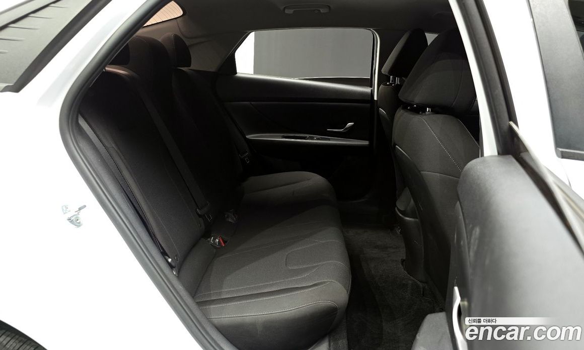 Hyundai Avante 1.6