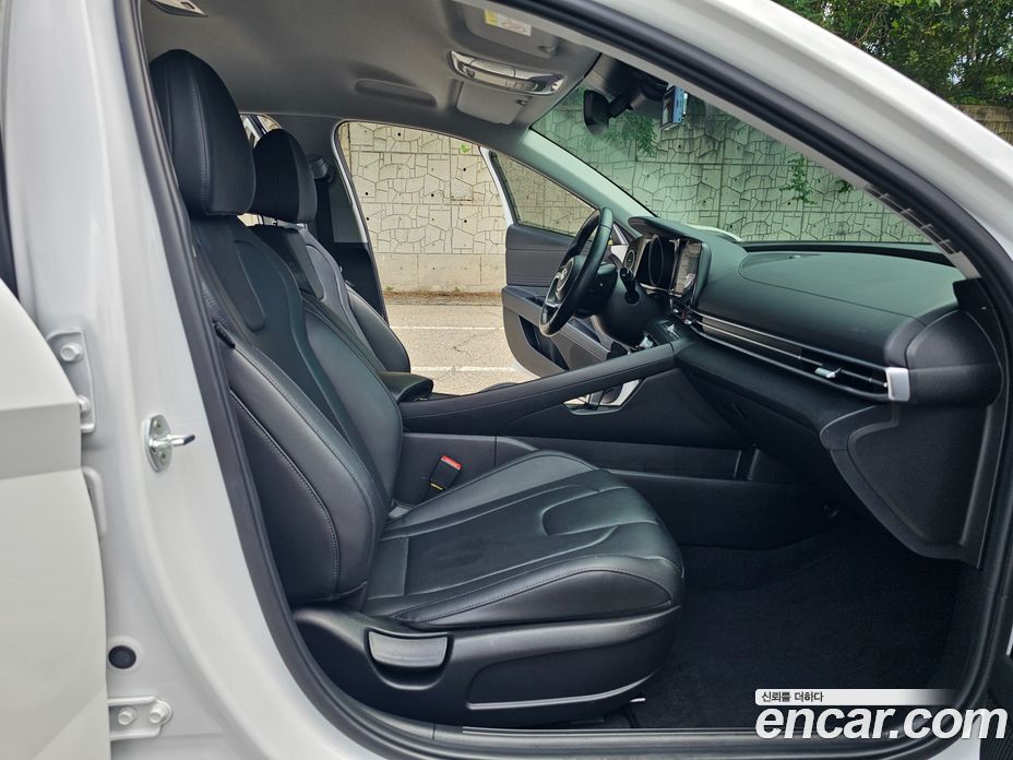 Hyundai Avante 1.6