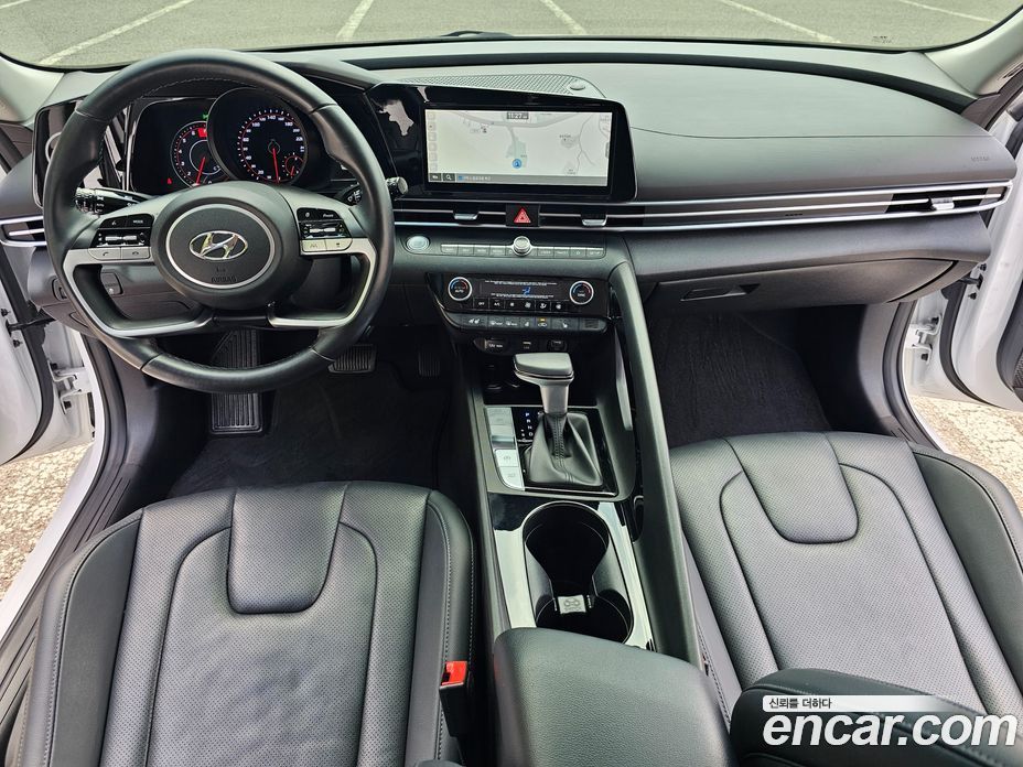 Hyundai Avante 1.6