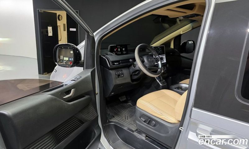 Hyundai Staria Cargo 5-Seater