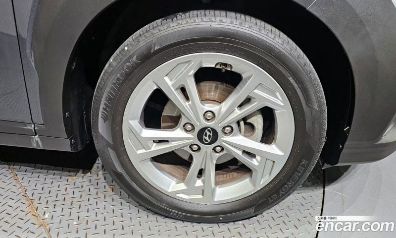 Hyundai Kona Gasoline 2.0 2WD