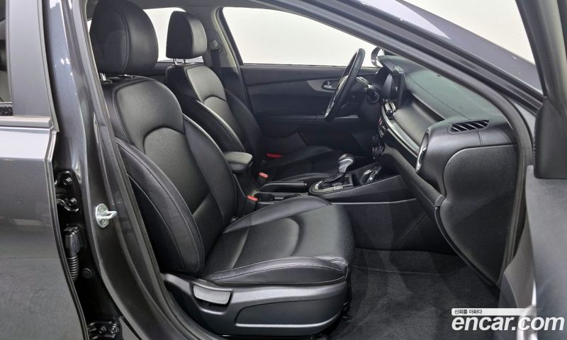 Kia K3 Standard