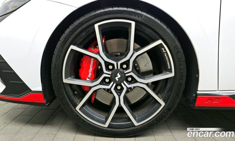 Hyundai Avante 2.0 N