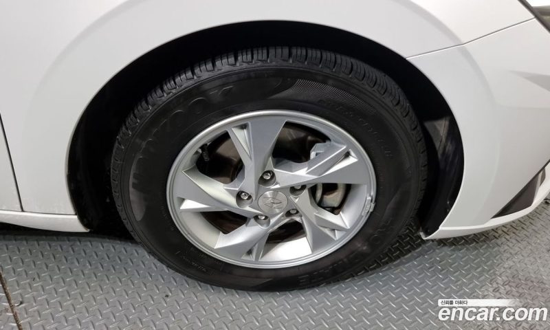 Hyundai Avante 1.6