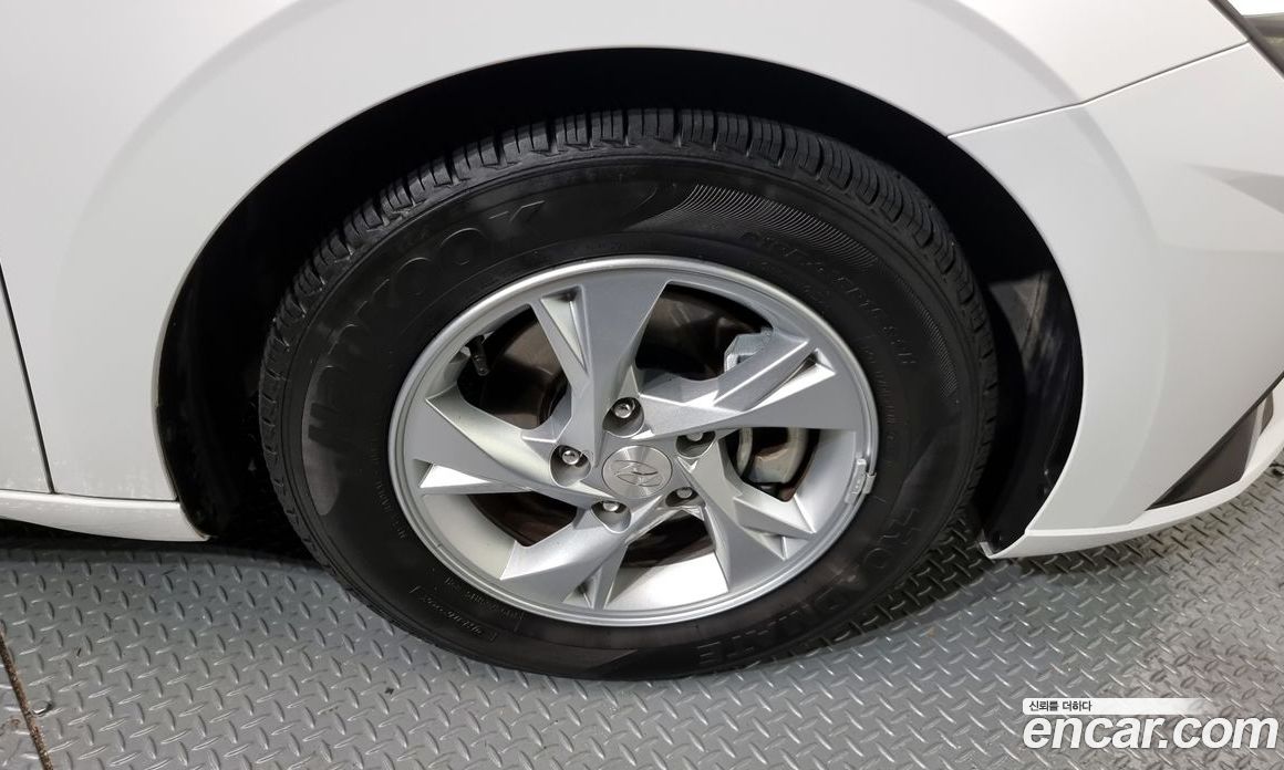 Hyundai Avante 1.6