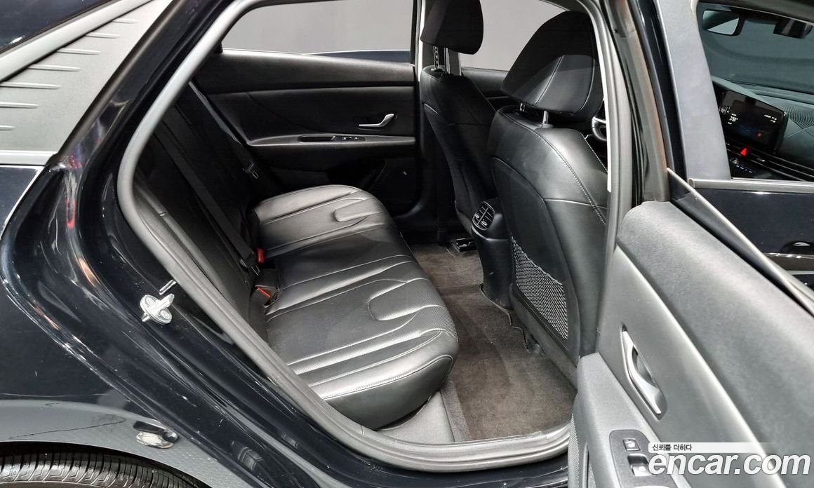 Hyundai Avante 1.6