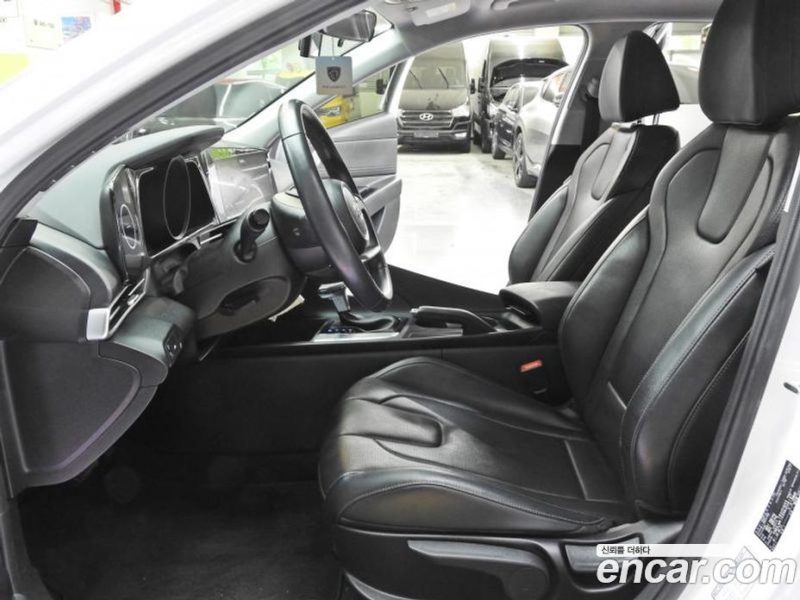 Hyundai Avante 1.6