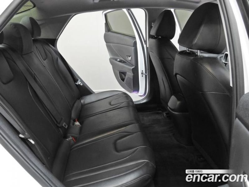 Hyundai Avante 1.6