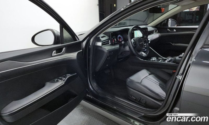 Kia K5 2.0
