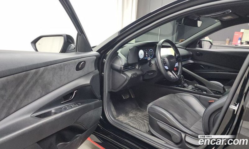 Hyundai Avante 2.0 N