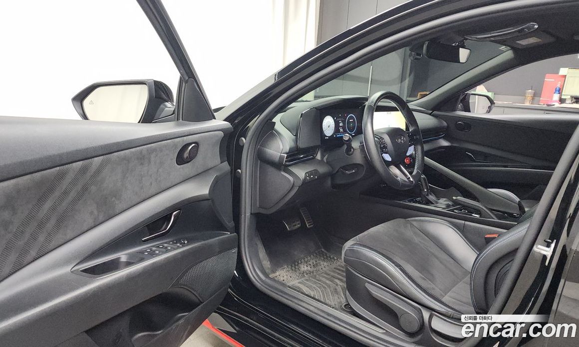 Hyundai Avante 2.0 N