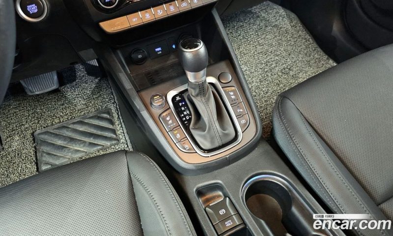 Hyundai Kona Gasoline 1.6 Turbo 2WD