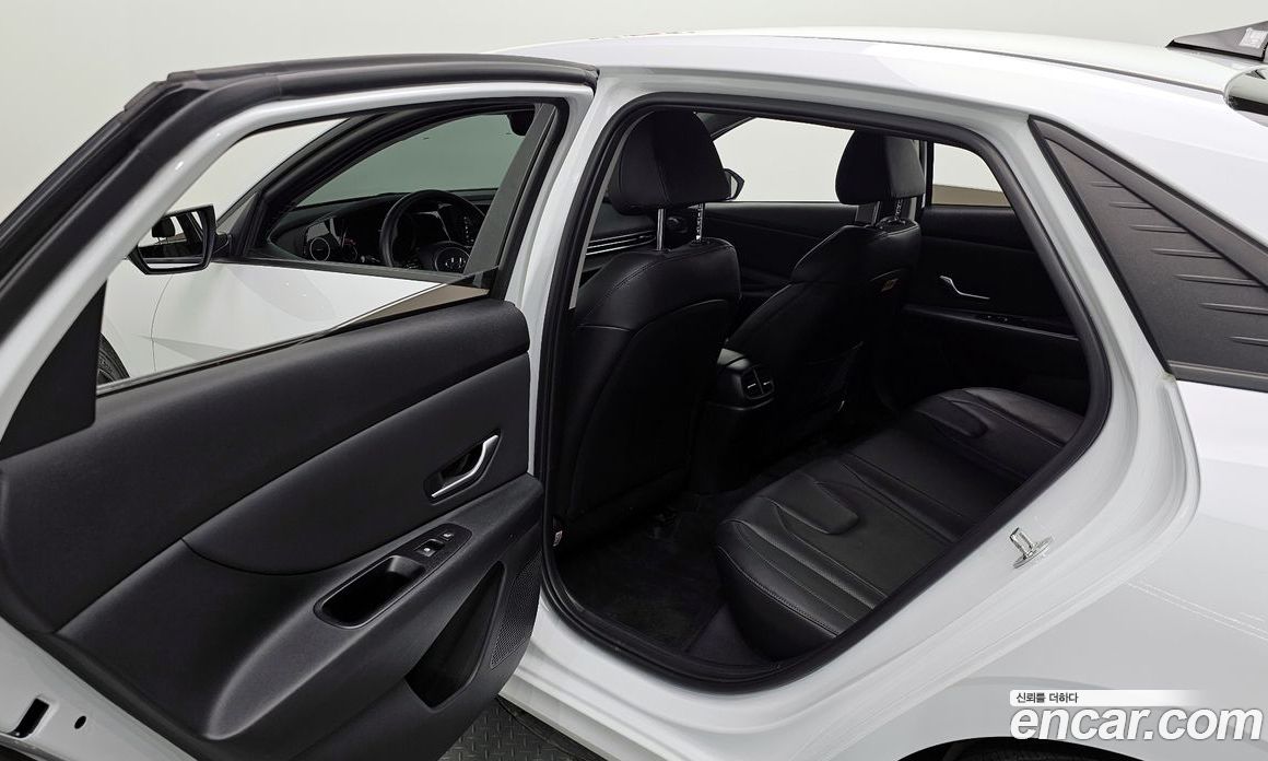 Hyundai Avante 1.6