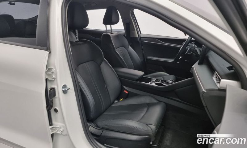 Kia K5 2.0