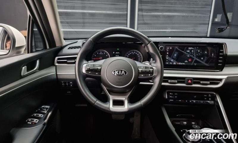 Kia K5 2.0